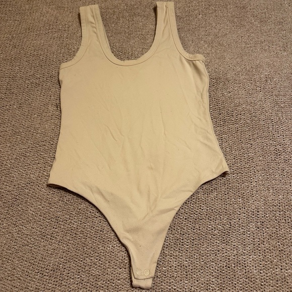 nuuds Tops - Nuuds Scoop Neck Bodysuit